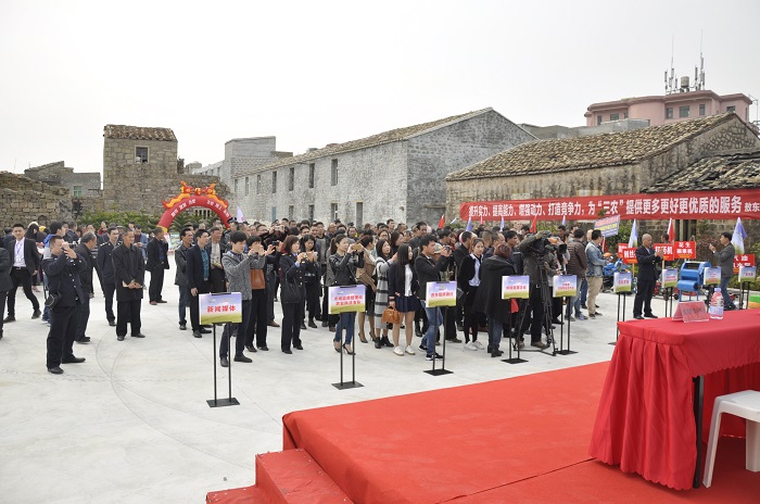 福農(nóng)莊稼醫(yī)院春耕農(nóng)資科技下鄉(xiāng)進平潭