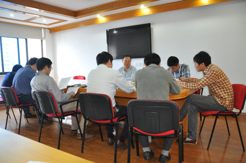 省農(nóng)資集團(tuán)、省福農(nóng)農(nóng)資集團(tuán)有限公司召開2015年第二季度安全生產(chǎn)工作會議