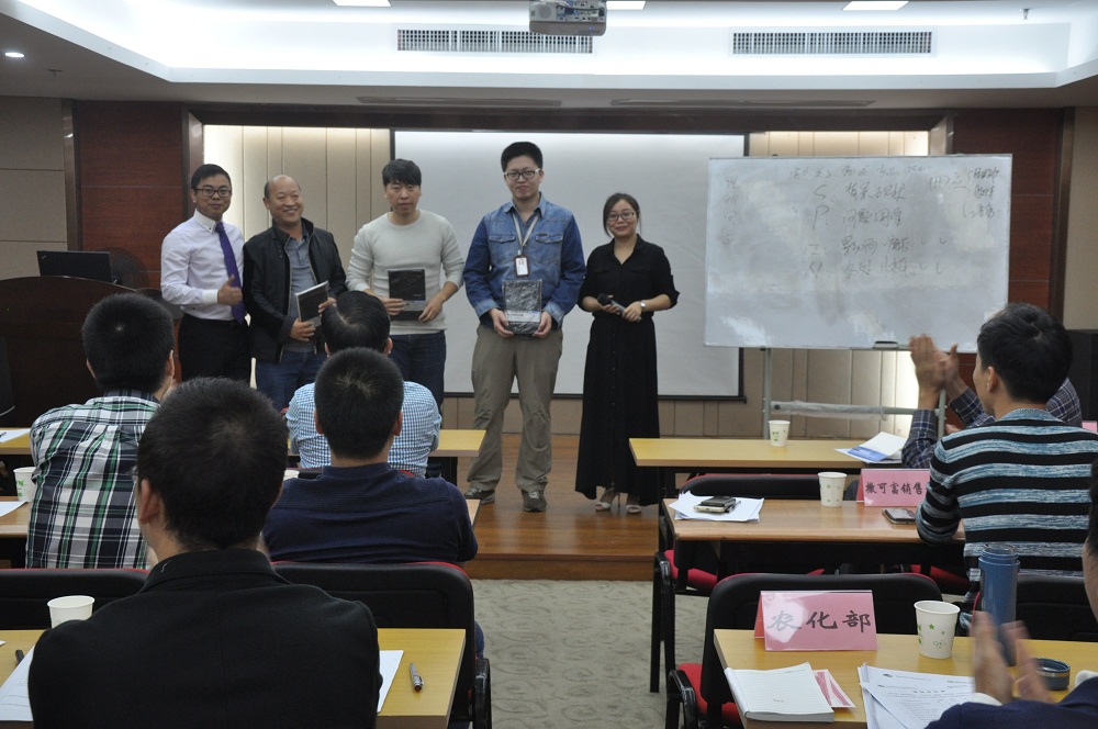 集團(tuán)公司舉辦“營銷及溝通技巧”專題培訓(xùn)講座