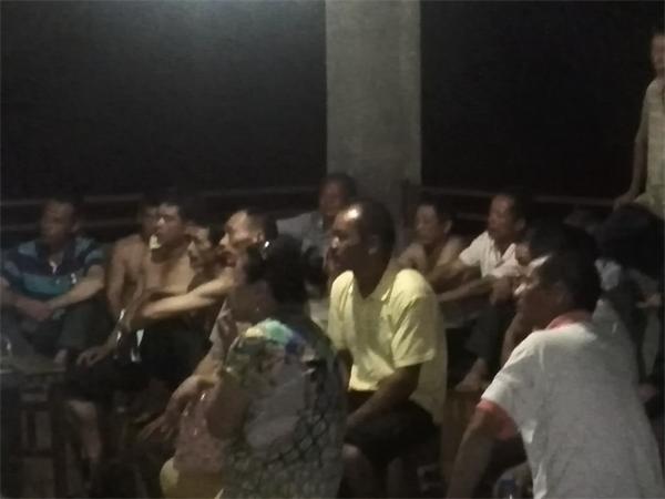 我司農(nóng)化部赴基層鄉(xiāng)村召開農(nóng)民會(huì)和葡萄技術(shù)講座