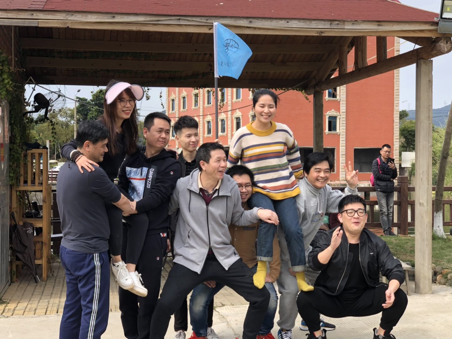 廈門公司組織開展工團(tuán)踏春活動(dòng)