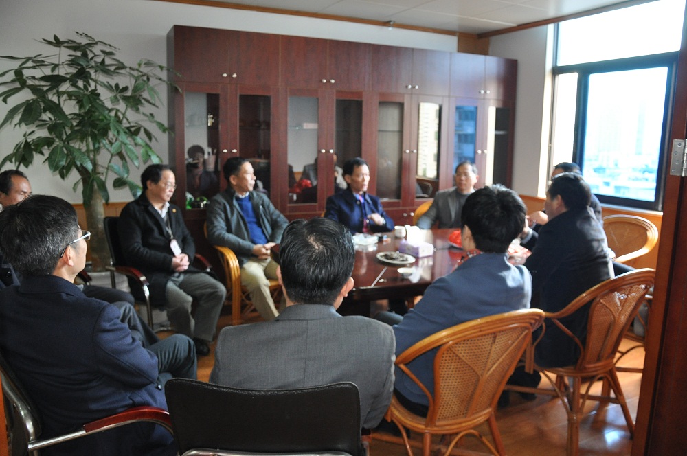 省社領(lǐng)導新春到省農(nóng)資集團公司、省福農(nóng)農(nóng)資集團公司看望干部職工