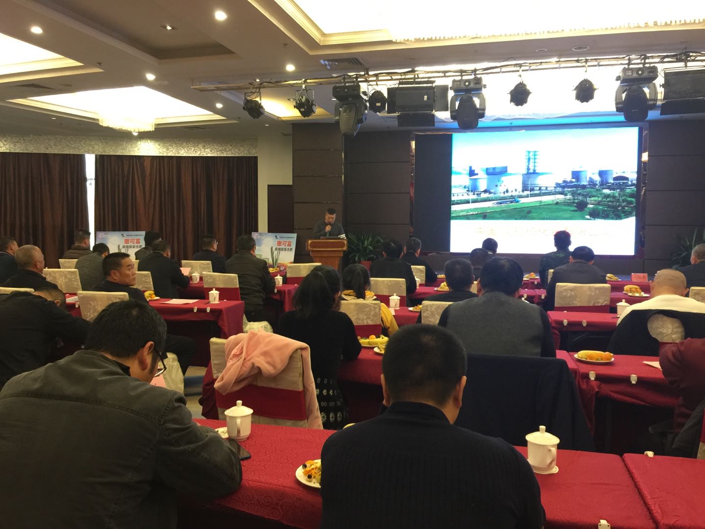 與時俱進(jìn)  共創(chuàng)未來